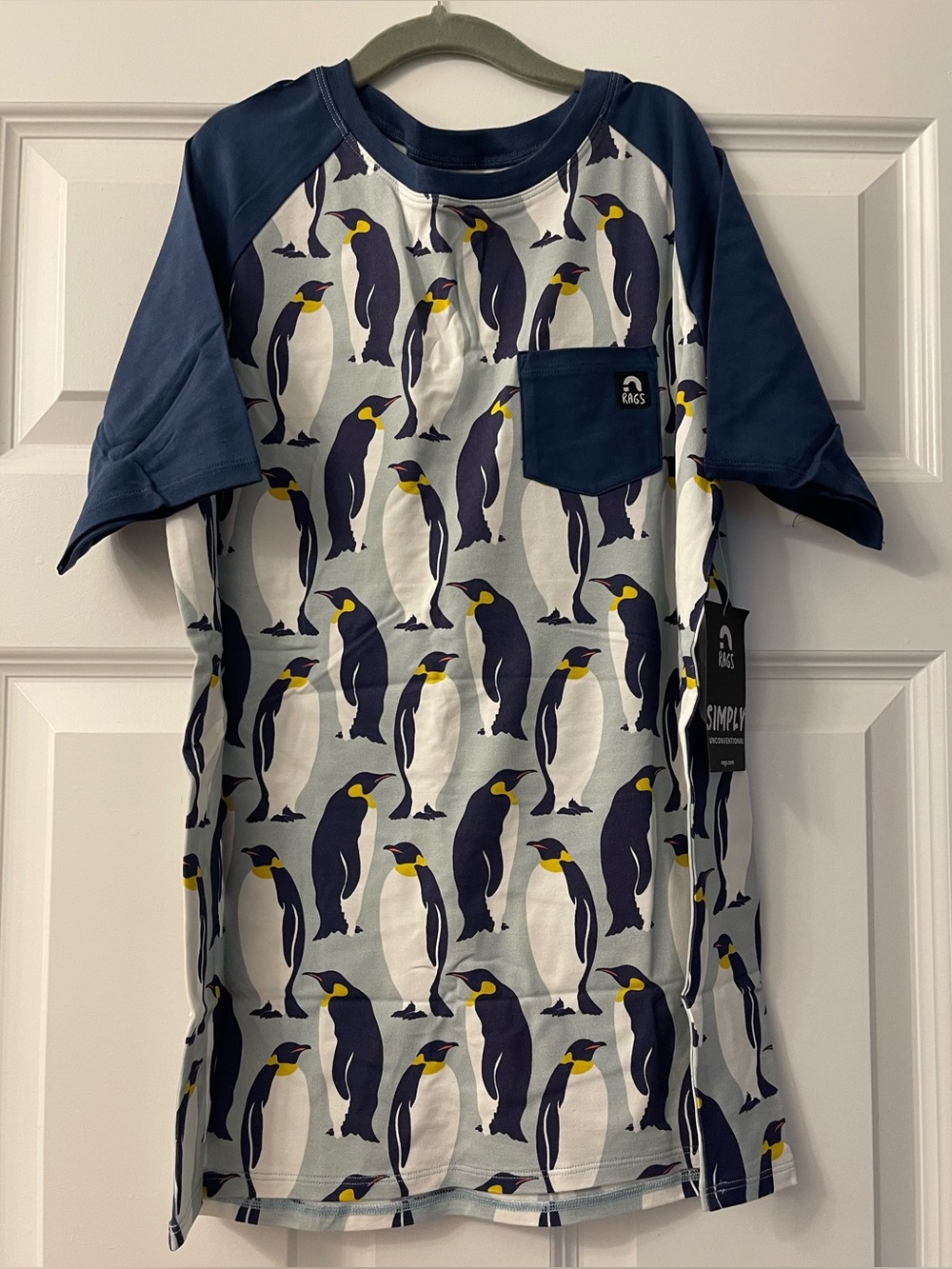 NWT Rags to Raches penguin t-shirt unisex size 11/12